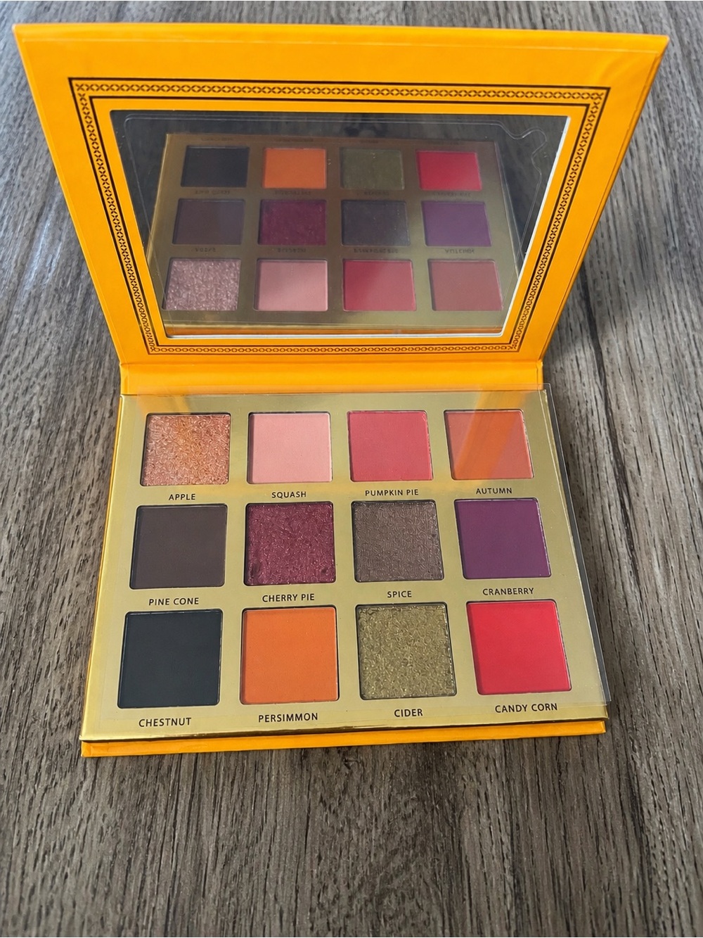 Ace Beauté “Falling For You” Eyeshadow Palette New in Box